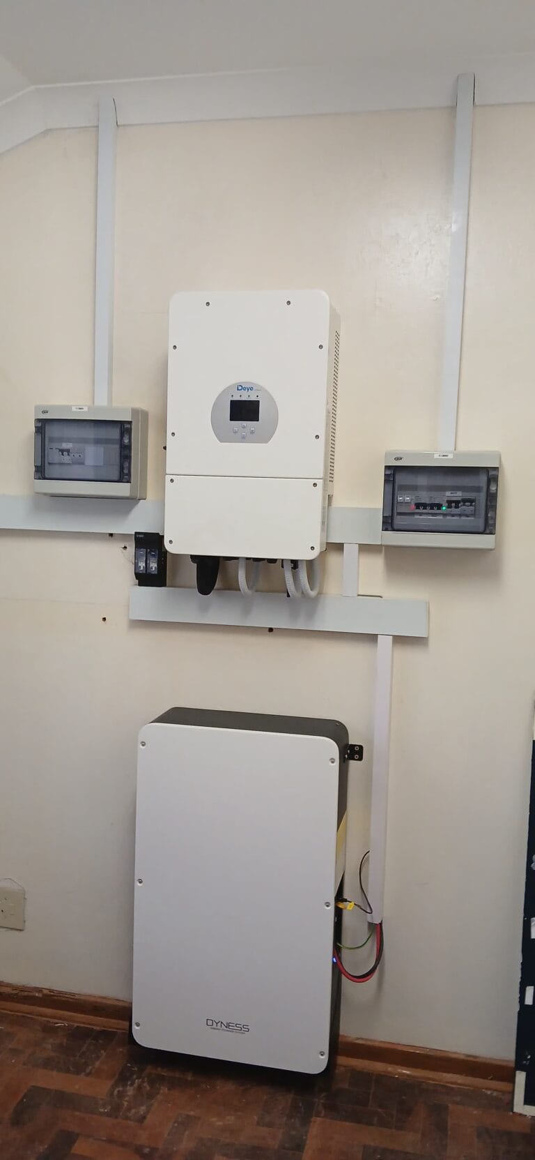 Deye Inverter with Dyness battery